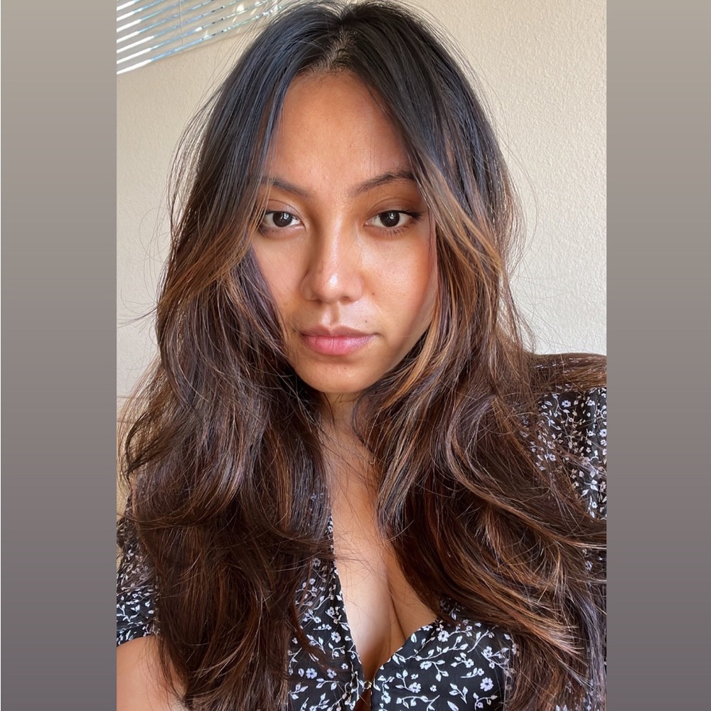Meet your Posher, Shella